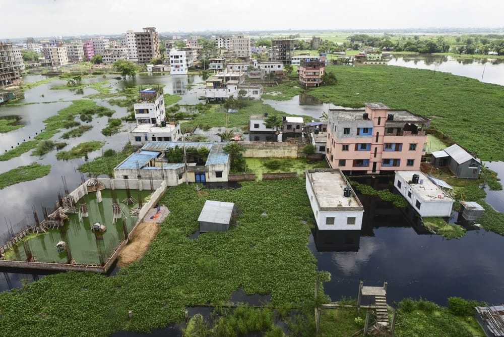 Bangladesh. Sessanta morti e 1,5 milioni di bambini a rischio malattie dopo l'ennesima alluvione