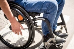 Elettrodi per tornare a camminare, la rivoluzione passa anche dall'Italia