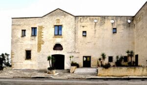 Il Monastero del terzo millennio che ospita un Istituto scientifico biomedico