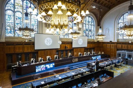 Condanna (quasi) unanime della Russia all'Aja. Le armi spuntate della diplomazia