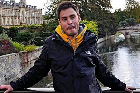 Morte Giulio Regeni, una delegazione di parlamentari vola a Cambridge per saperne di più.