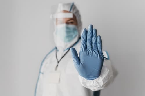 Covid: il Natale vede oltre 50 mila casi in Italia. Il punto della situazione nel resto del mondo