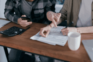 Il contributo di solidarietà per il caro-energia e l’inutile tatticismo dei partiti di maggioranza