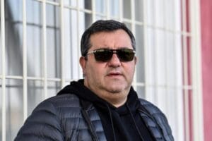 Mino Raiola è morto: l’annuncio della famiglia su Twitter. Il procuratore aveva 54 anni.