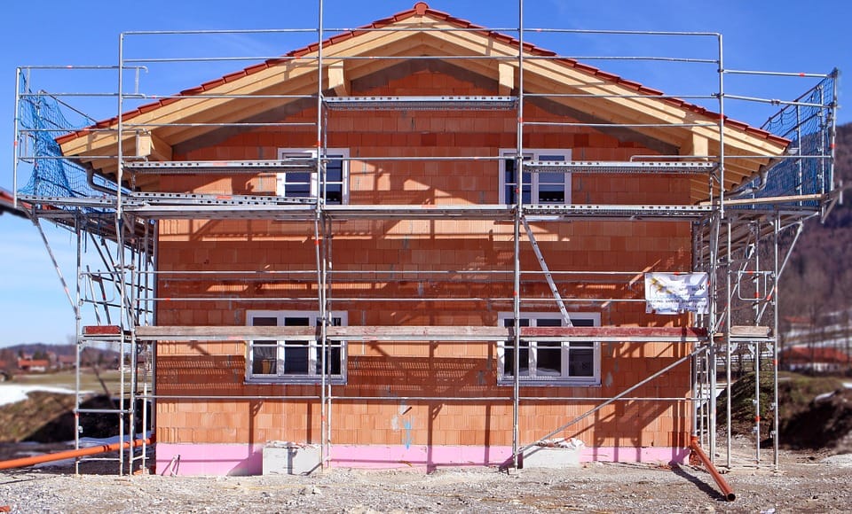 Mattone oltreconfine: perché gli italiani scommettono sull’estero