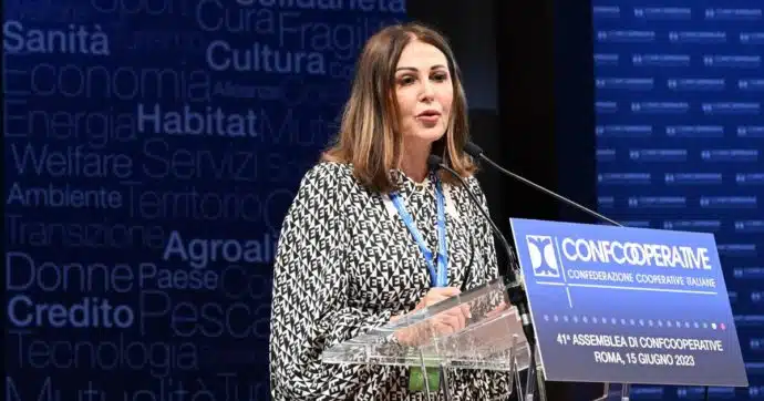 Daniela Santanchè rassegna le dimissioni