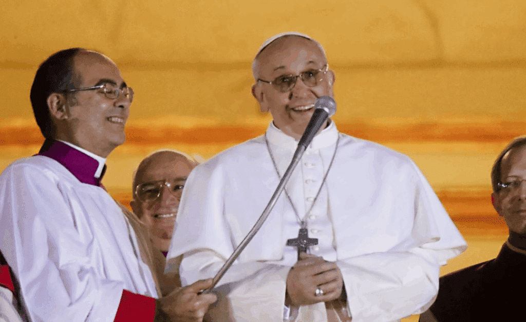 papa francesco, pontificato, gesuiti, chiesa cattolica, riforma vaticana, giustizia sociale, dialogo interreligioso, ambiente, inclusione, umiltà,