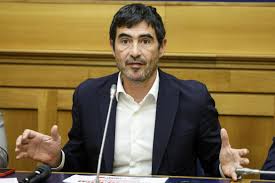 Fratoianni: “Non siete commentatori, ma ministri”