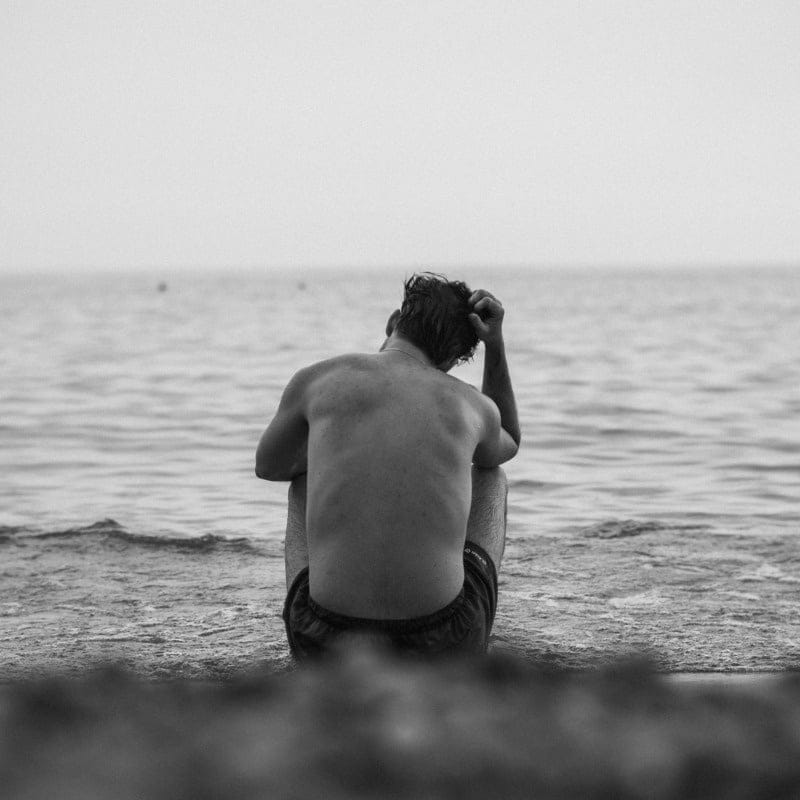 L’artificio del presente: abitare il tempo che fugge