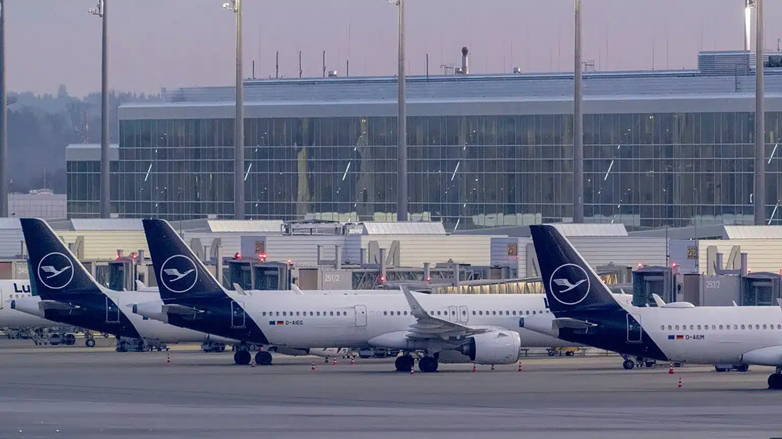 Niente rimborsi se i voli sono cancellati per carenza carburante