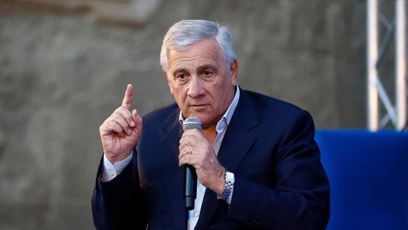 Tajani dopo il referendum: “Nessun rischio di elezioni anticipate