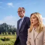 Mario Monti gela l’asse Meloni-Merz: «Un rischio per l’integrazione europea»