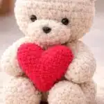 San Valentino, 24 ore di tregua per l’orsacchiotto di peluche