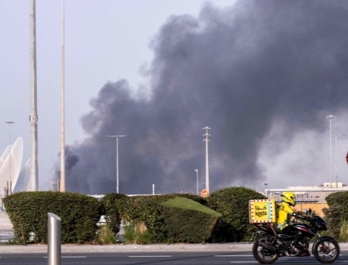 La difesa aerea degli Emirati per ora tiene, risposta massiccia