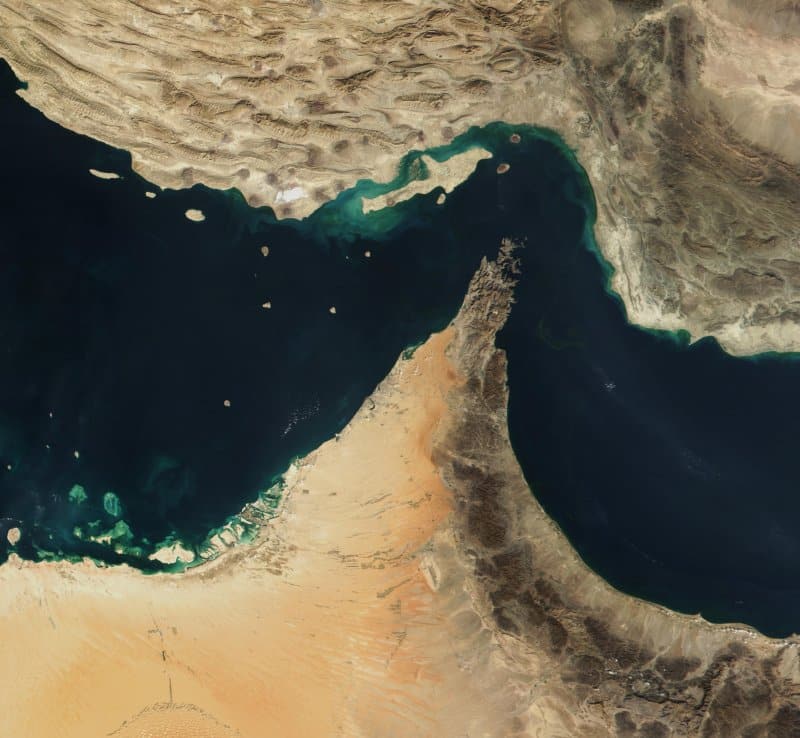 La chiusura dello Stretto di Hormuz ci tocca da vicino