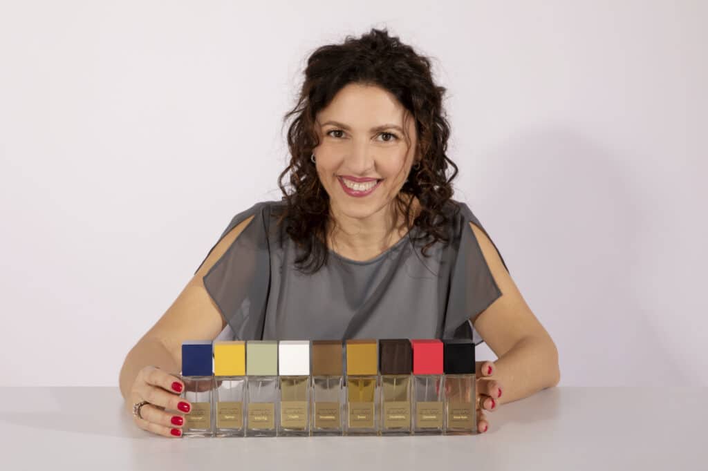 Postura olfattiva. La libertà di progettare la propria scia con Claudia Scattolini Layering Edition