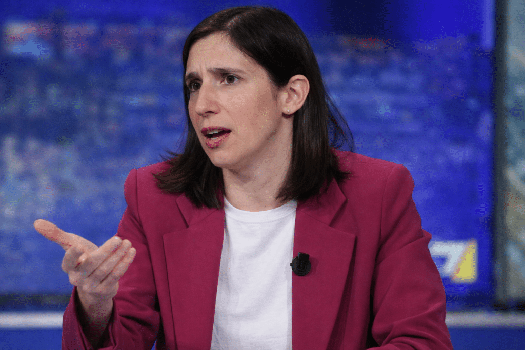 Schlein: “Pronta a fare la premier, fermare memorandum con Israele”