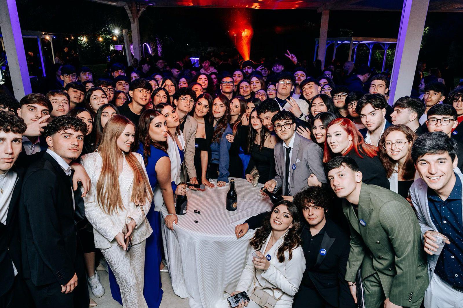 Giovani e futuro: ad Aversa la cultura premia il talento con “Wake Up in the Stars 2026”