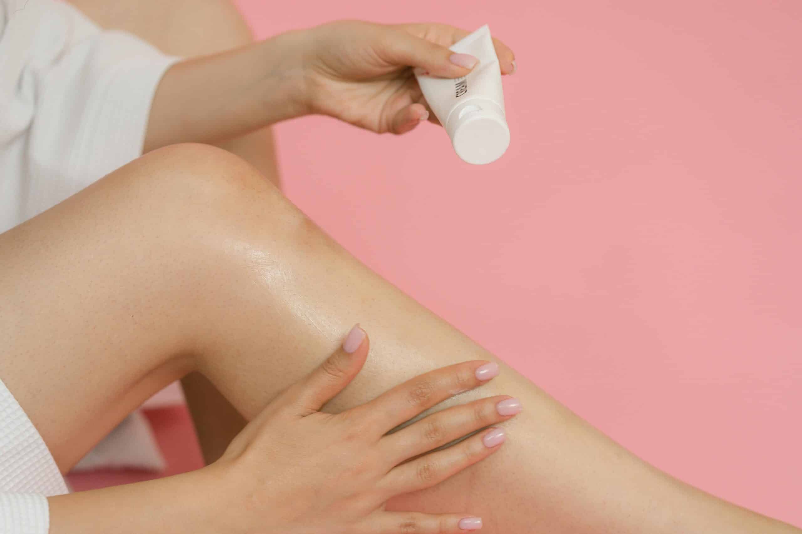 Ceretta e trattamenti beauty prima di un volo: a cosa prestare attenzione secondo l’esperta di Fresha