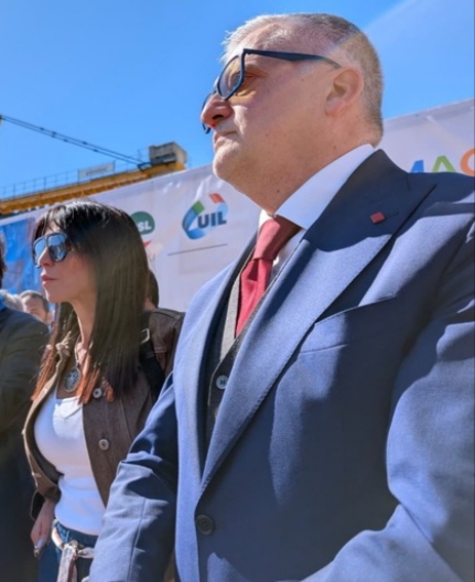 Sgambati, lavoro dignitoso significa applicare i contratti