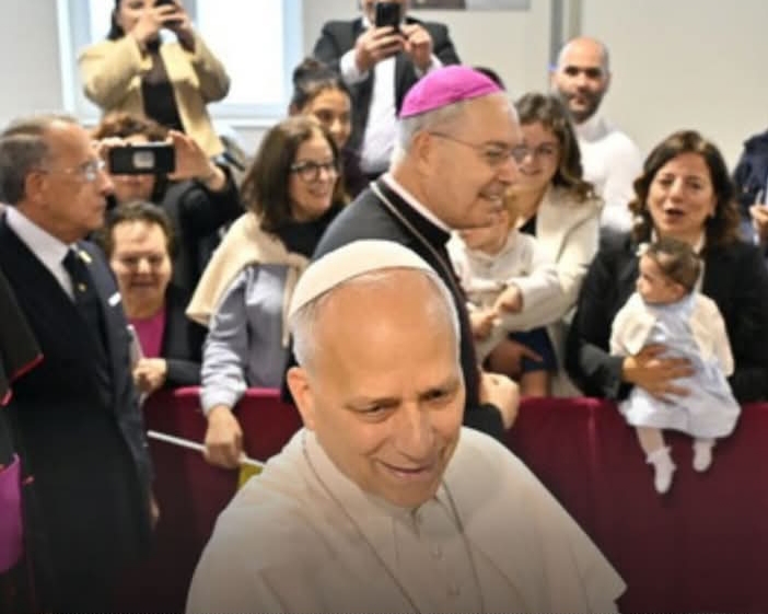 «Nessuna potenza terrena può salvare il mondo»: il potente messaggio di Papa Leone XIV a Pompei
