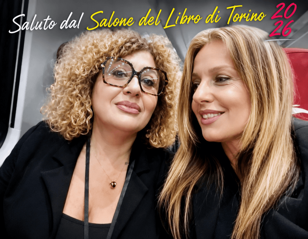 Partecipanti al Salone Internazionale del Libro di Torino 2026 durante l’evento al Lingotto