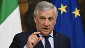 Politico italiano parla di migrazione