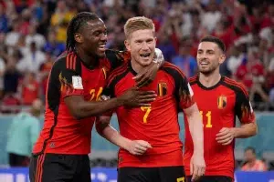 Giocatori del Belgio festeggiano un gol.