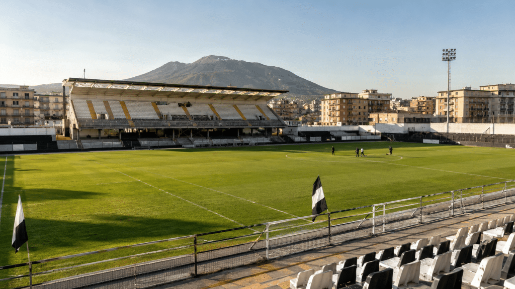 Stadio Alfredo Giraud di Torre Annunziata nel progetto del Savoia 1908