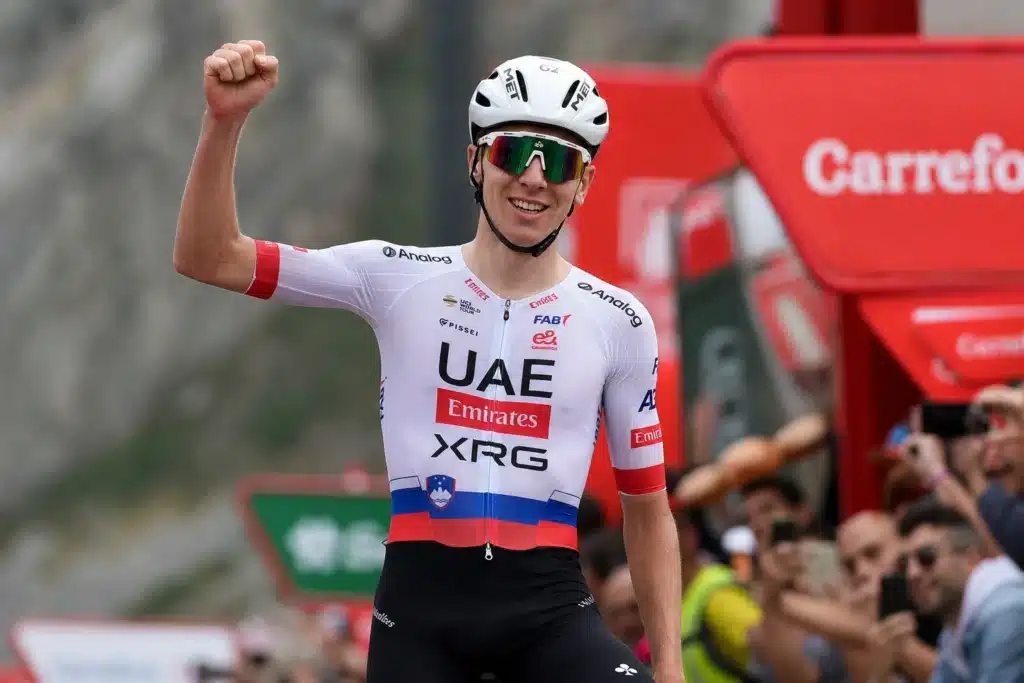 Pogacar continua a dominare il ciclismo
