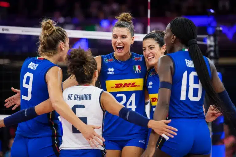 Volley, l’Italia femminile vola ai quarti di finale degli Europei. Il resoconto del match