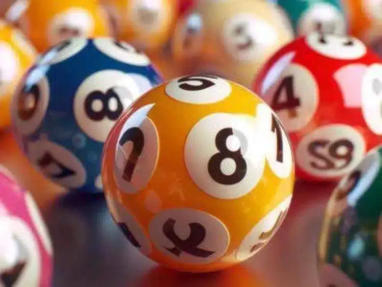 SuperEnalotto, numeri combinazione vincente oggi 6 agosto