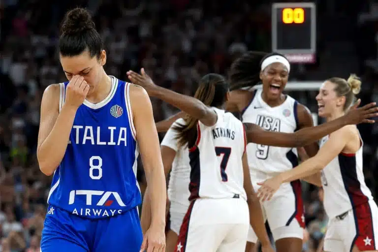 Mondiali basket femminili, arriva il primo ko per l’Italia. Ma gli USA soffrono prima di vincere